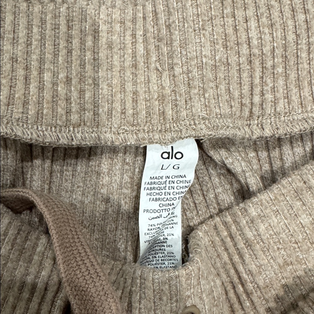 Alo Tan Ribbed Knit Set - Picture 4 of 7